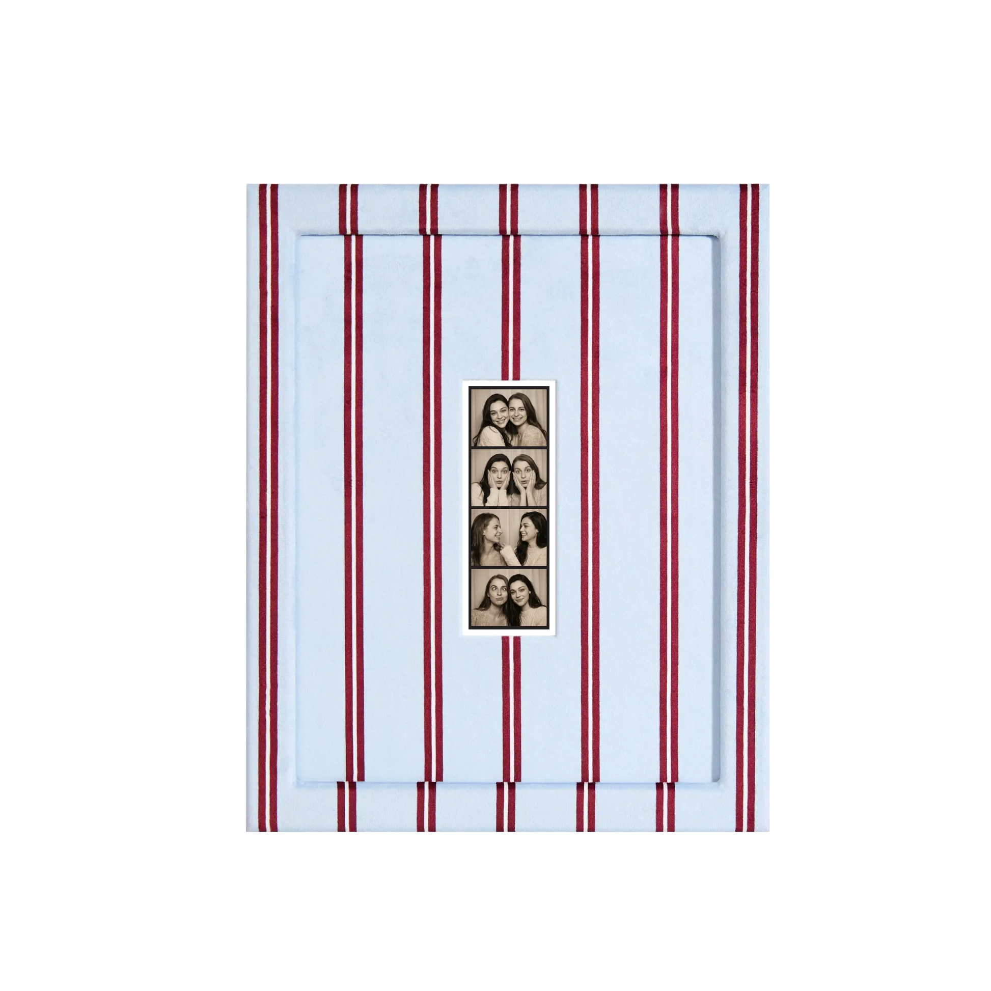 The Maritime Vertical Frame