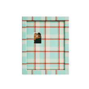The Vintage Tartan Frame
